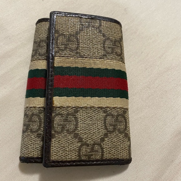 Pre Loved Gucci Key Case Holder - Picture 1 of 13
